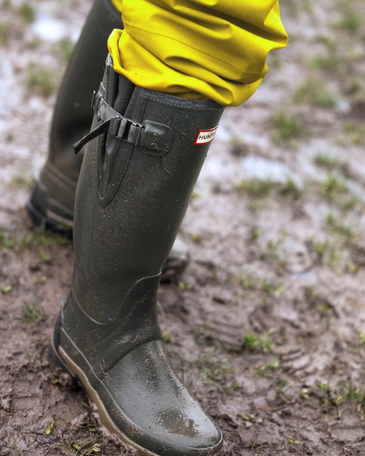 Hunter Men's Balmoral Adjustable 3mm Neoprene Rain Boots Dark Olive