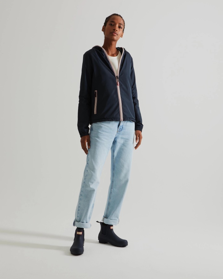 Hunter Women's Recycled Lightweight Packable Jacket Navy