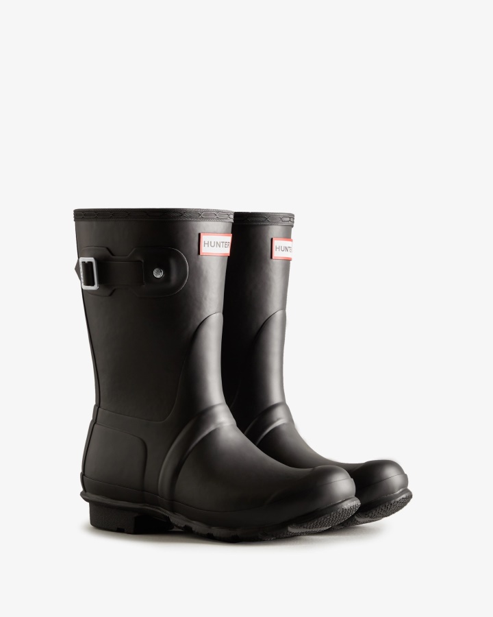 Hunter Women's Short Insulated Rain Boots Black