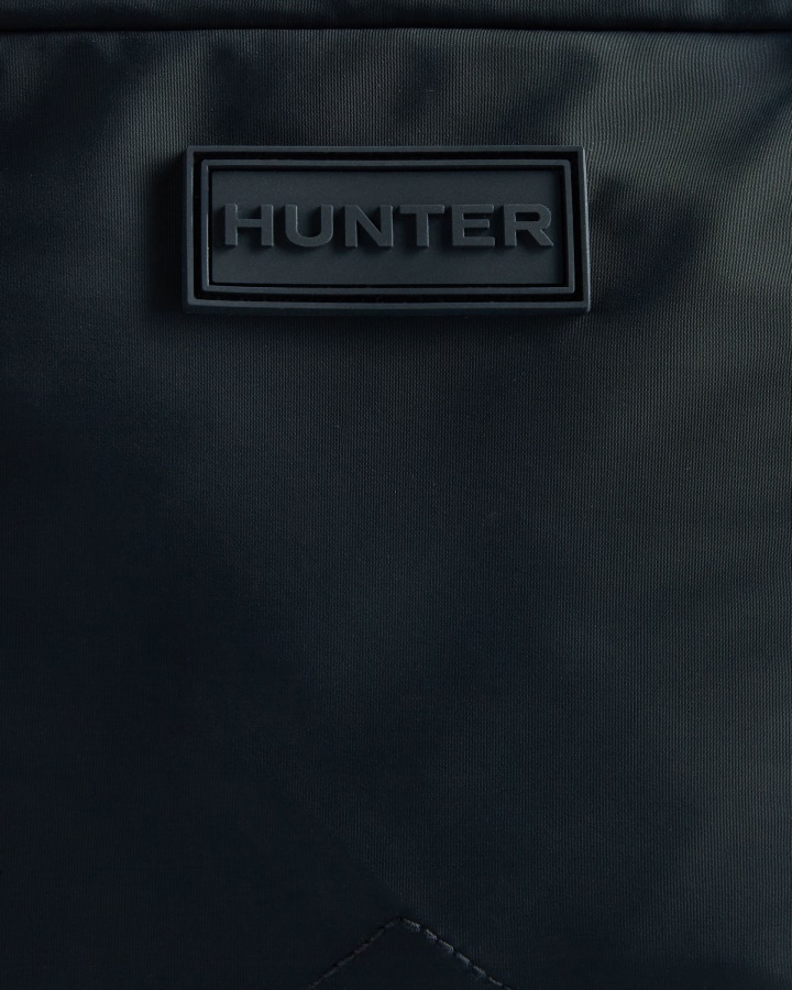 Hunter Refined Sustainable Crossbody Bag Navy